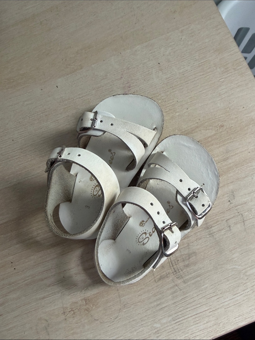 Sun San Baby Girl White Leather Buckle Sandals